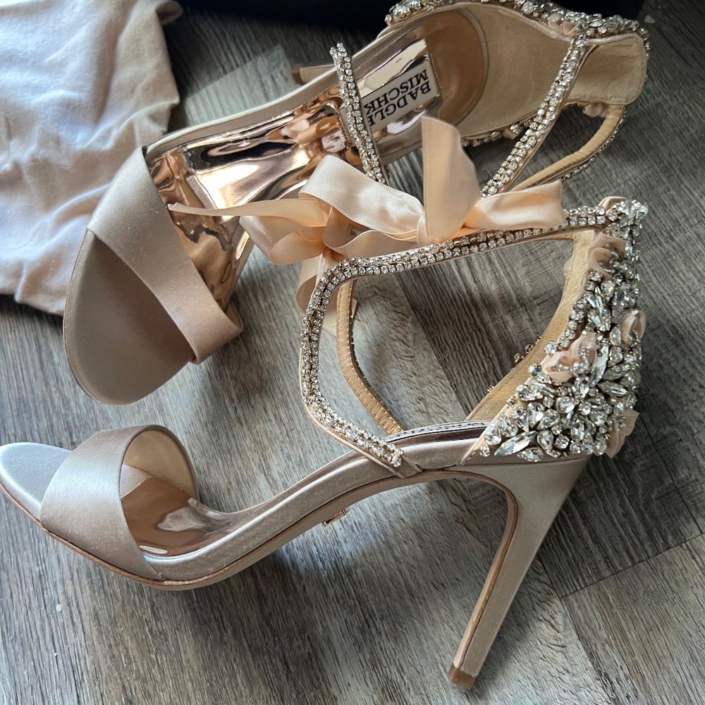 Badgley Mishka bonita sandals heels